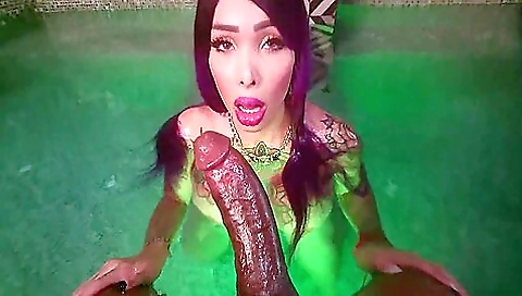 Big booty and big cock with a hottie in this video